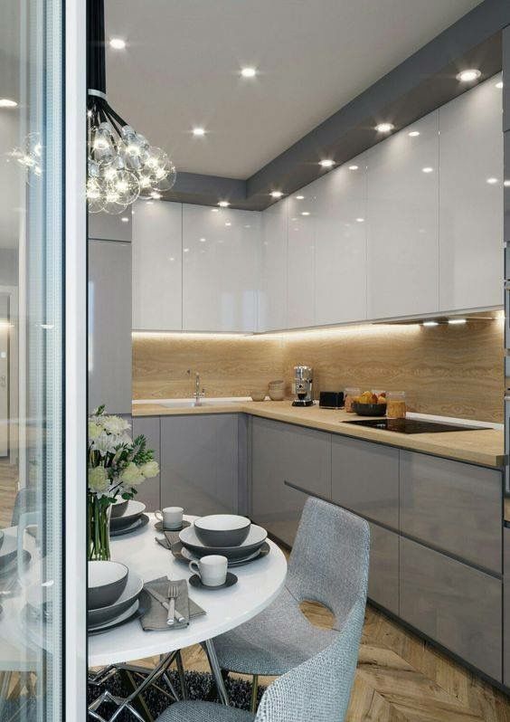 Wood Grain Backsplash for Organic Texture