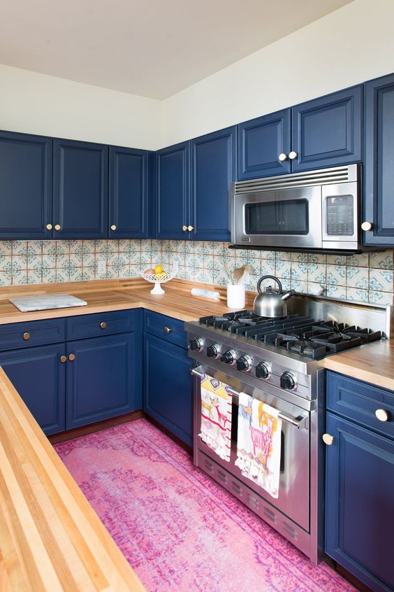 Patterned Runner Adds a Pop of Color and Comfort