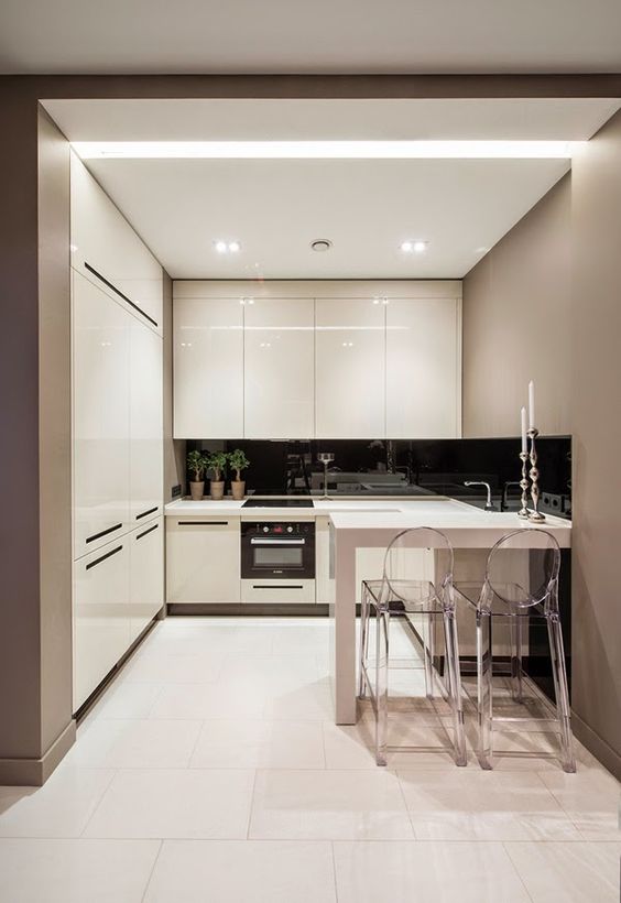 Clear Stools Visually Expand Your Space