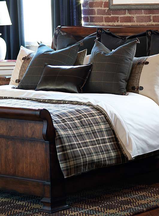 Plaid Throw Adds Rustic Charm to a Sleigh Bed