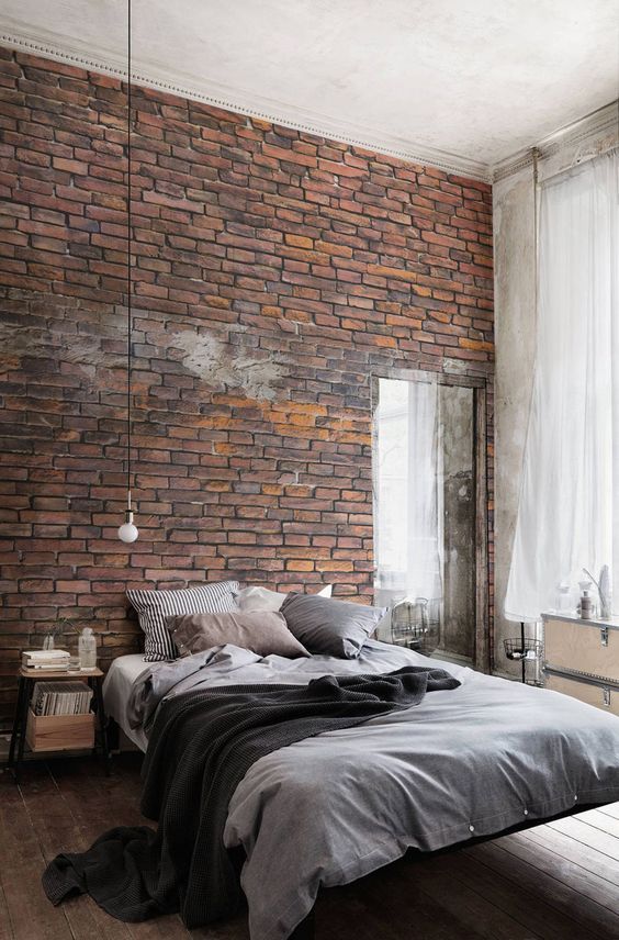 Exposed Bulb Pendant Adds Industrial Charm