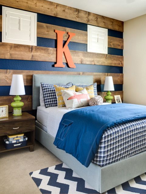 Orange Letter Decor for a Pop of Color