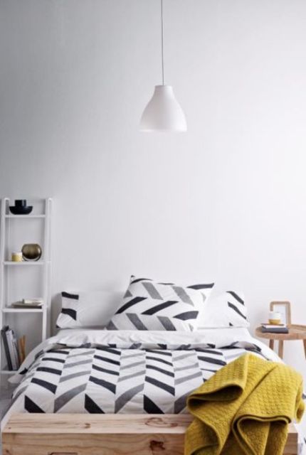 Monochromatic Black and Gray Arrows