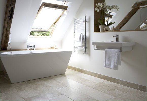 Floating Sink With Integrated Towel Rail