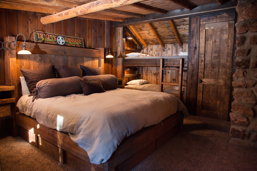 Maximize Space with a Platform Bed Featuring Built-In Drawers