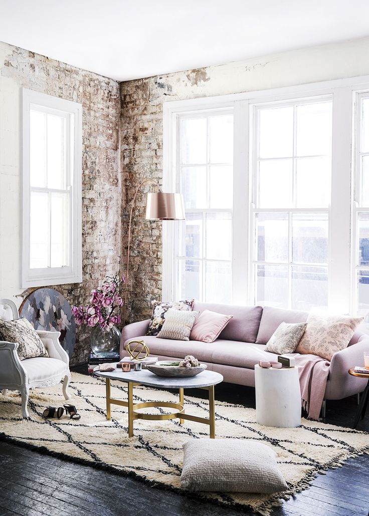 Rose Gold Arc Lamp Adds a Glamorous Glow
