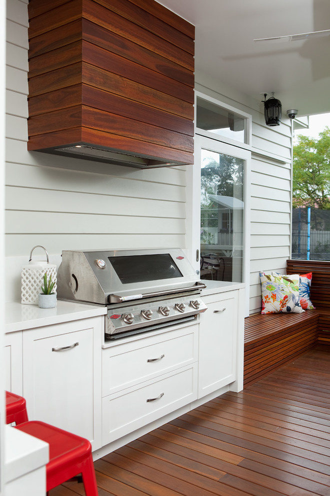 Wooden Hood Vent Adds Natural Warmth Above the Grill