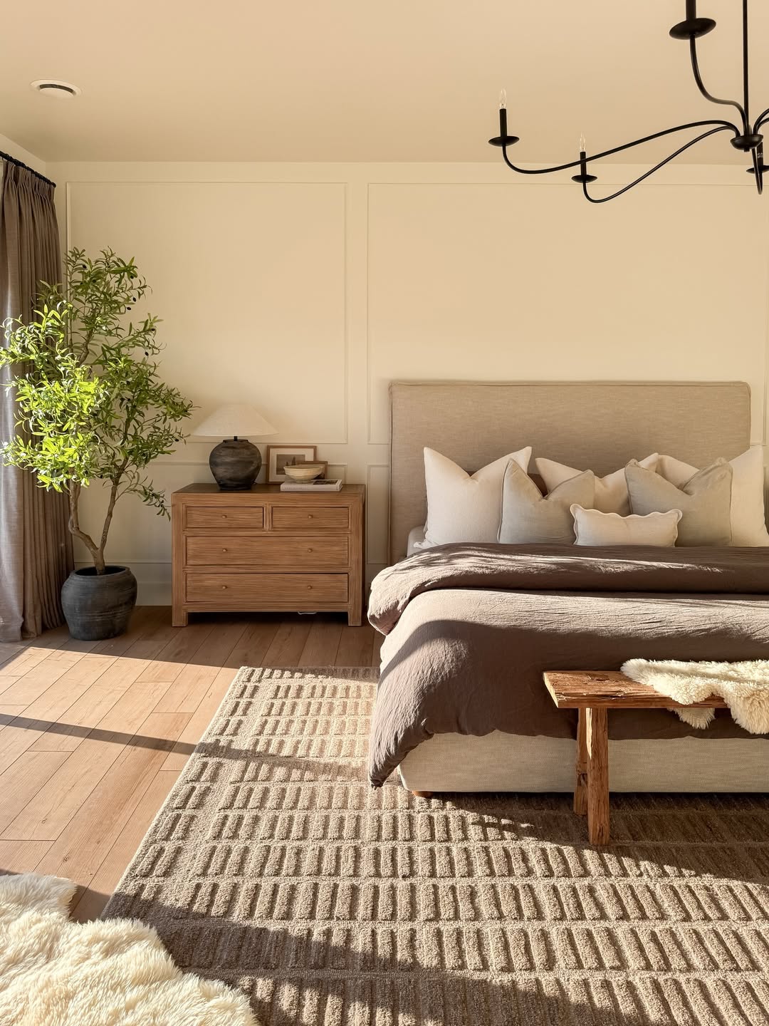 Ground the Bed with a Textured Rug