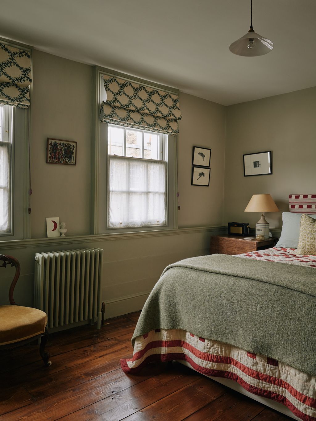Textured Roman Blinds With a Delicate Pattern
