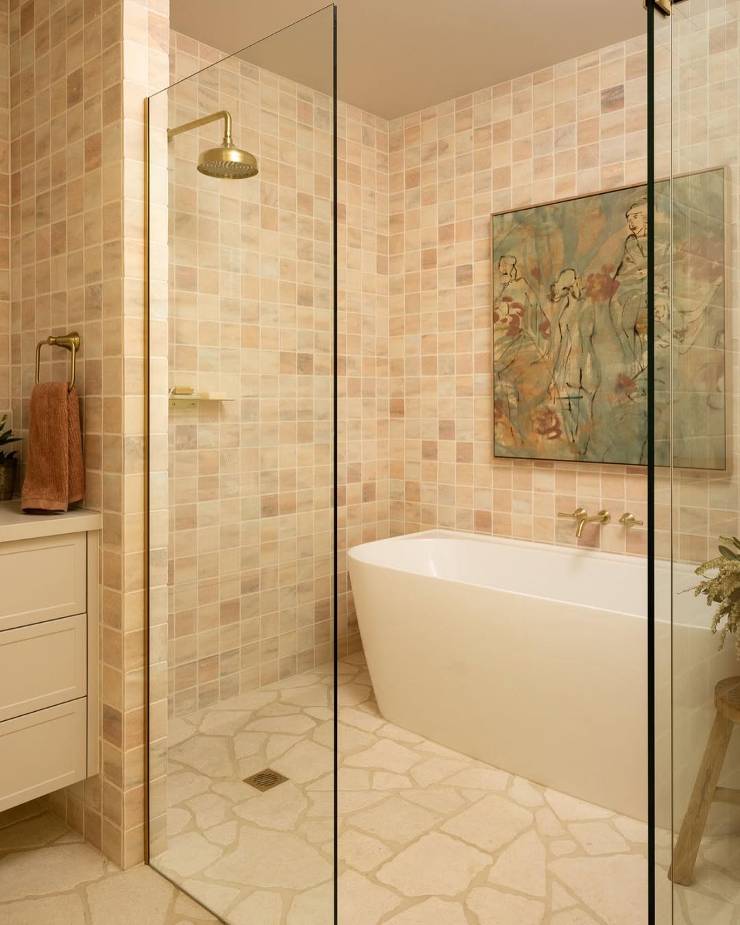 Glass Enclosure for a Spa-Like Wet Room