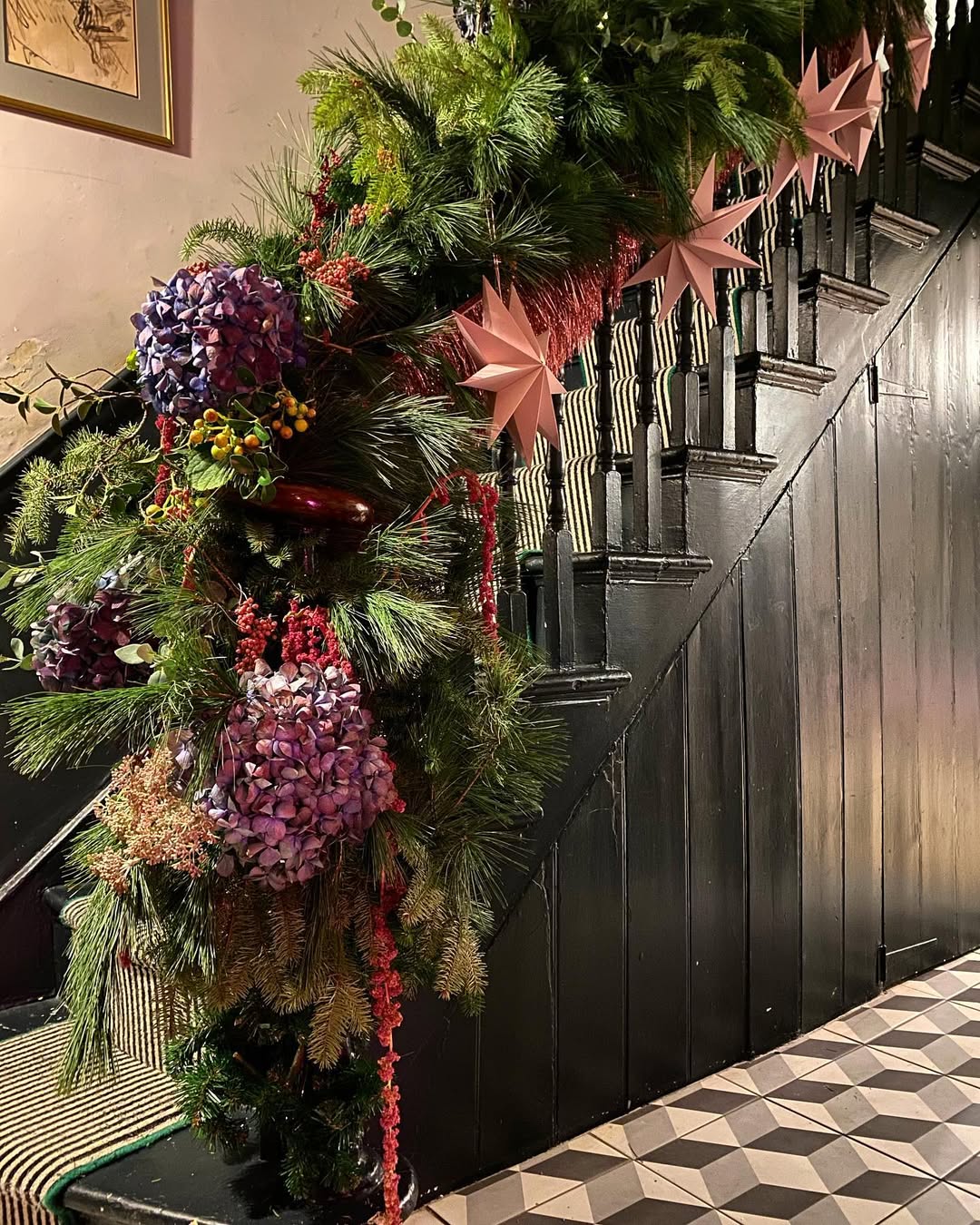 Dried Hydrangeas Add Soft Texture to Garland