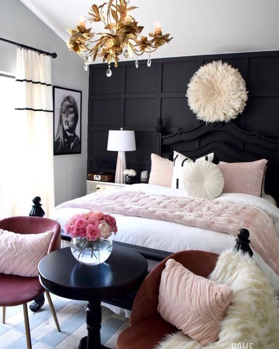 Soften a Paneled Headboard with a Textured Round Wall Hanging