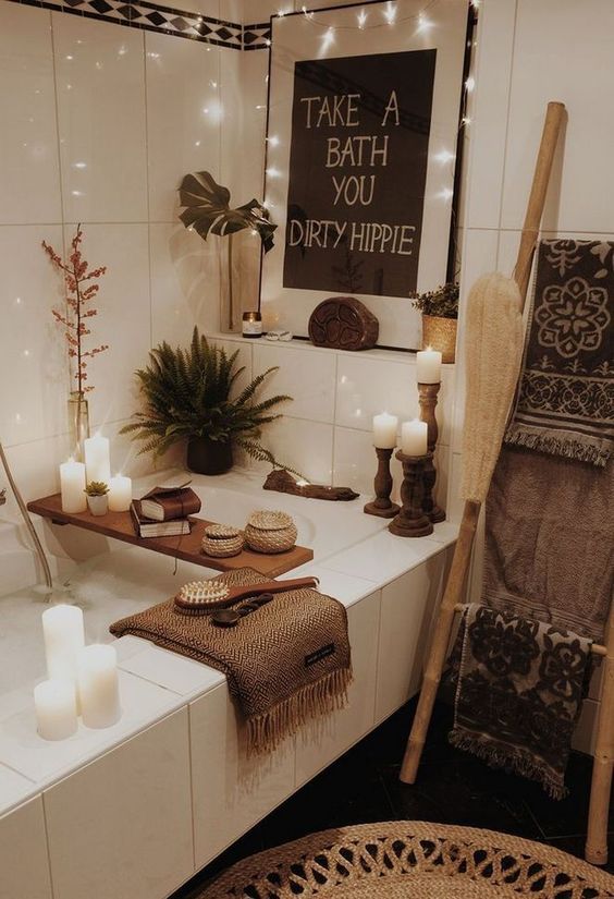 Wooden Candlesticks Add Warm Ambiance To Bath Time