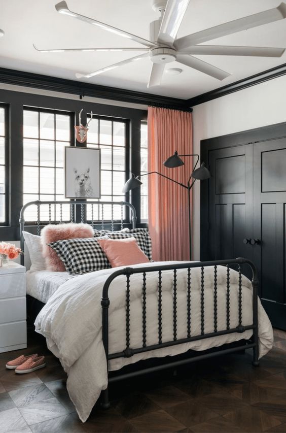 Black Metal Bed Frame Adds Classic Texture