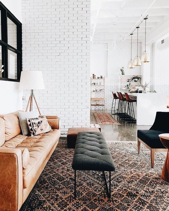 Tufted Ottoman Bench Adds Softness
