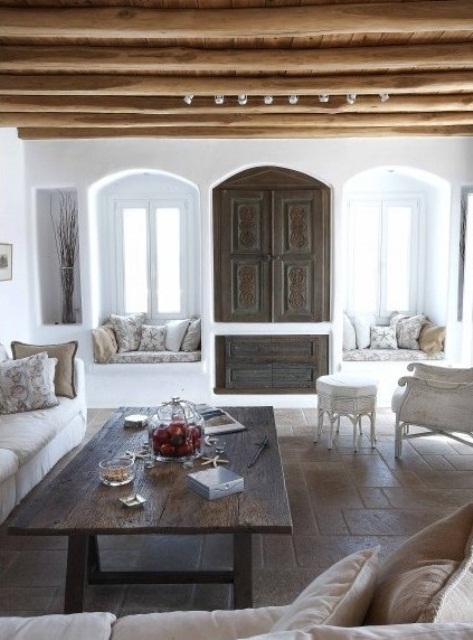 Niches With Built-in Seating Create Cozy Reading Spots