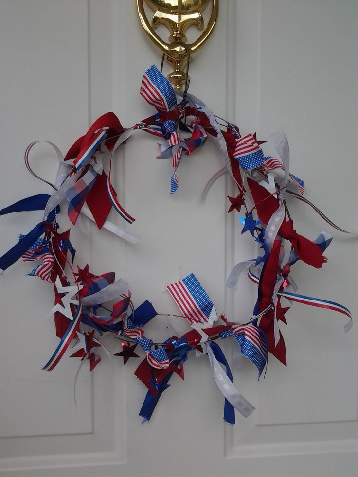 Fabric Strips and Stars for a Textured Wreath