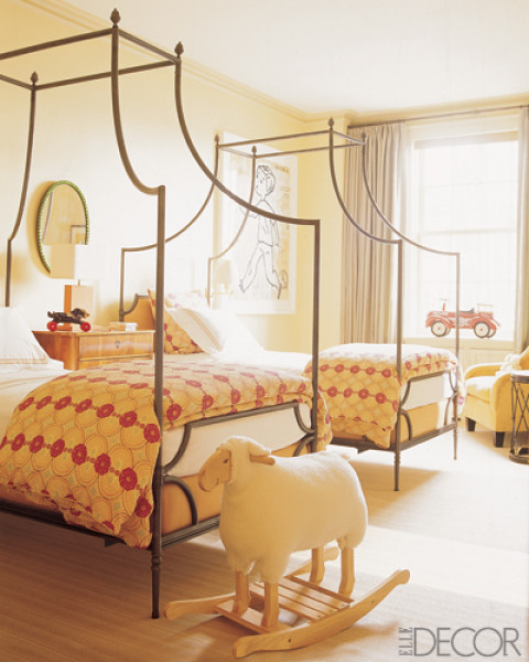 Define Sleeping Zones With Metal Canopy Beds