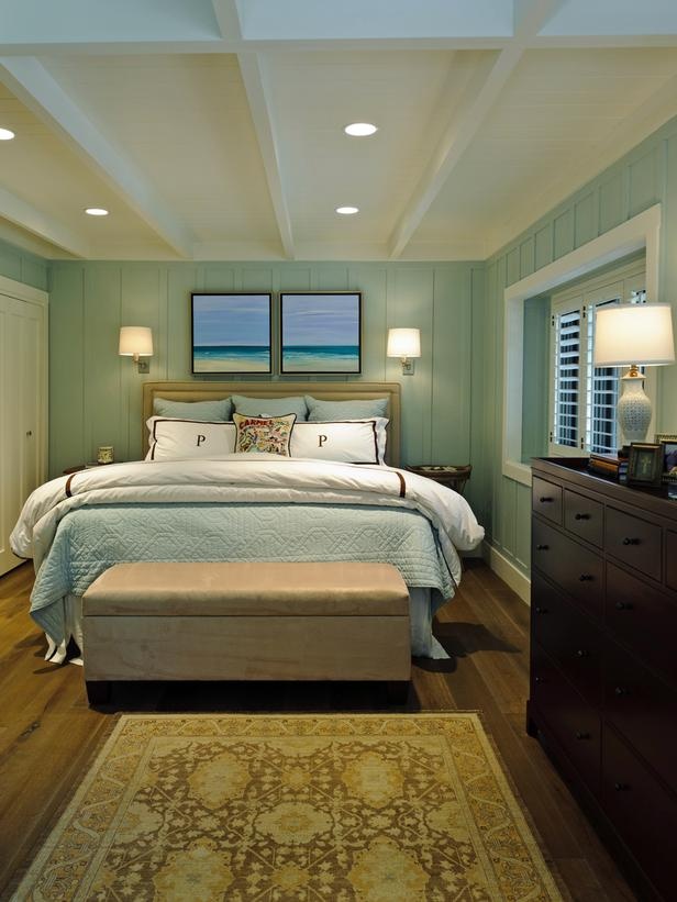 Storage Bench Adds a Soft Landing at the Foot of the Bed