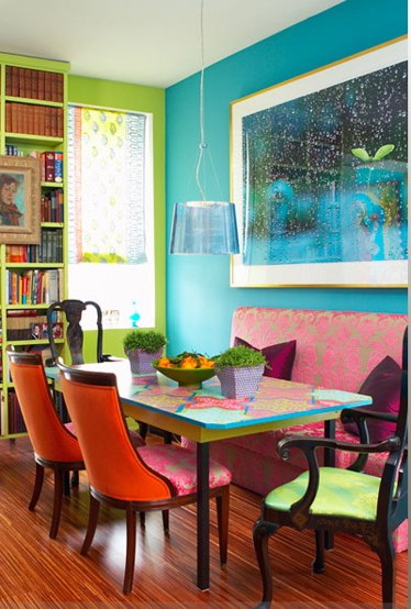 Patterned Tabletop Creates a Playful Centerpiece