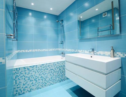 Blue Mosaic Tile Adds Playful Texture To Bathtub Surround