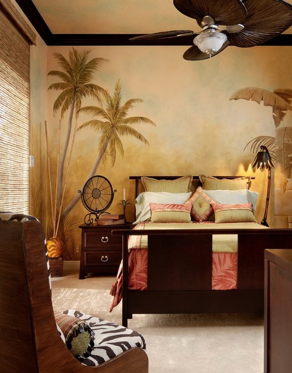 Palm Tree Mural Adds Tropical Ambiance to Walls