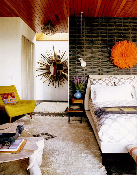 Sunburst Mirror Reflects Light and Adds a Starburst of Detail