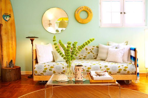 Daybed Upholstery with Circular Motifs Adds Pattern