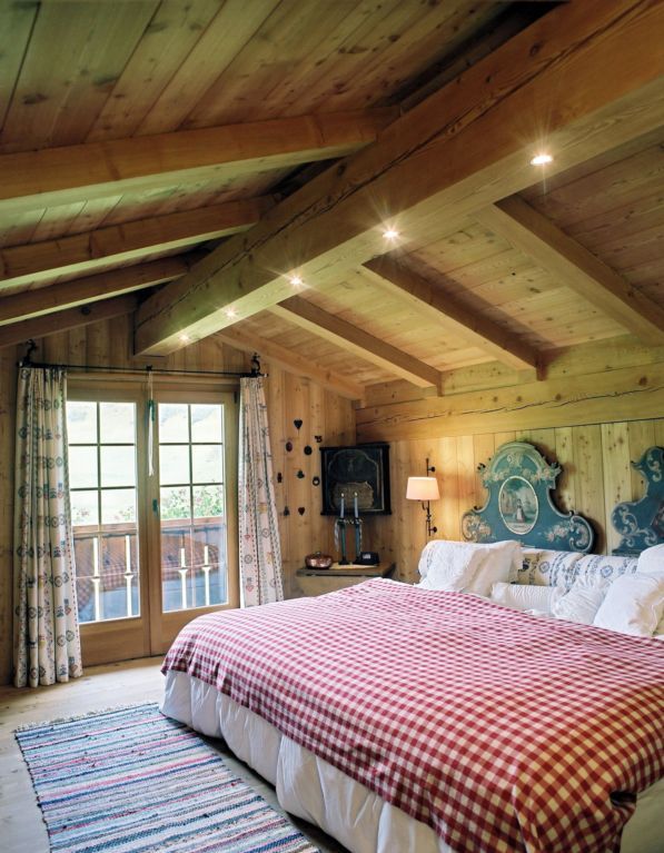 Choose an Ornate Headboard with Romantic Pastoral Art