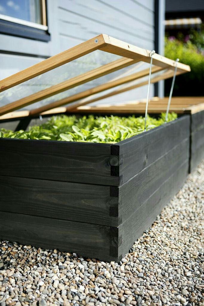 Extend Your Season with Dark Wooden Beds and Lids