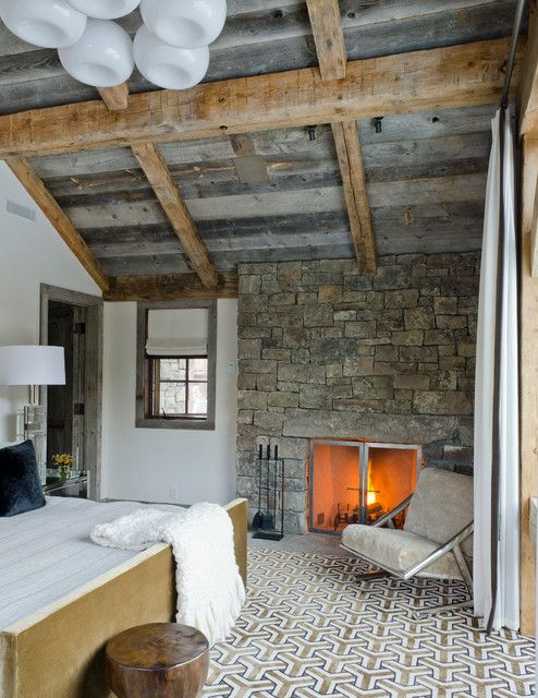Define Your Space with a Geometric Patterned Rug