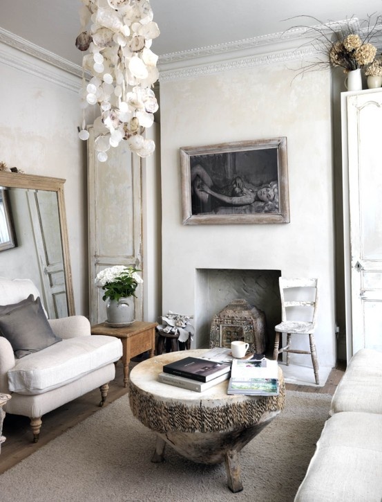 Tree Trunk Coffee Table Adds Organic Texture