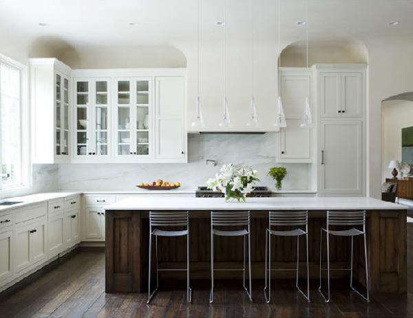 Dark Wood Island with Sleek Metal Stools