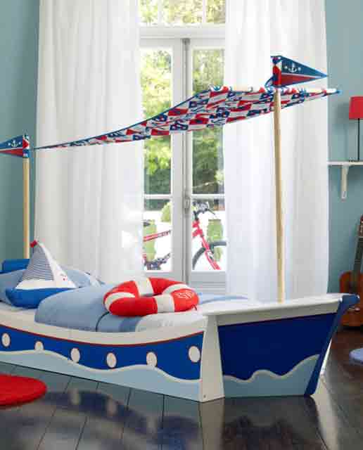 Nautical Bed Frame With Sail Adds Maritime Flair
