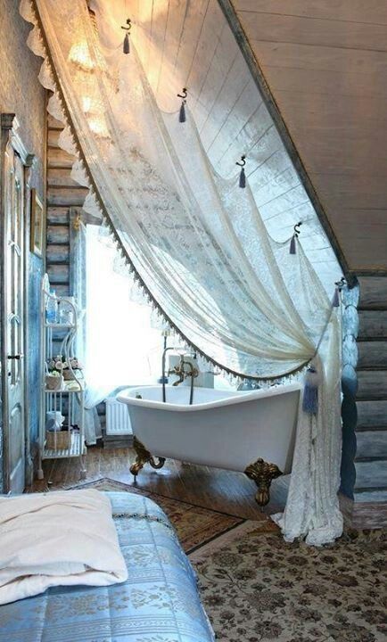 Lace Canopy Curtains Create a Romantic Bathtub Nook