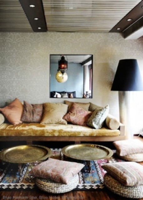 Place Round Trays on a Patterned Rug for Low Tables