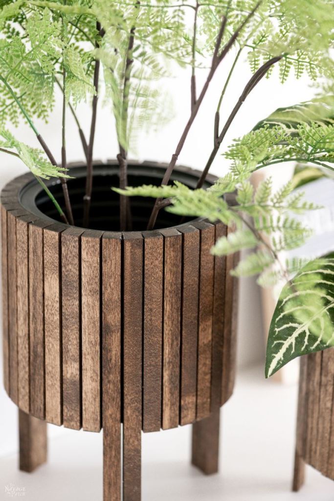 Dark Wood Planters With Tapered Legs Add Natural Height
