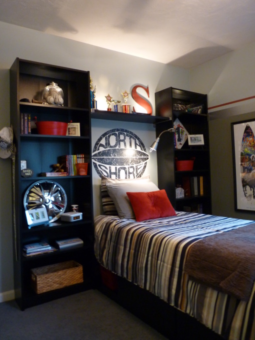 Large Circular Wall Decal Anchors the Bed Area