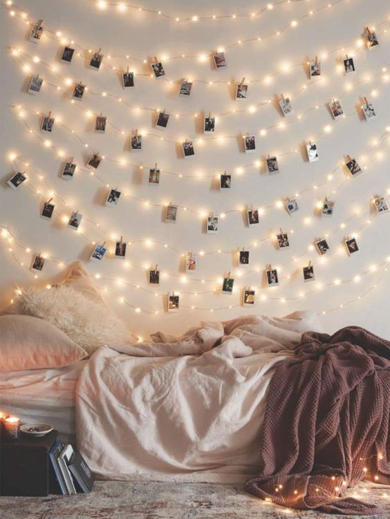 String Lights Display Your Favorite Photos Above the Bed