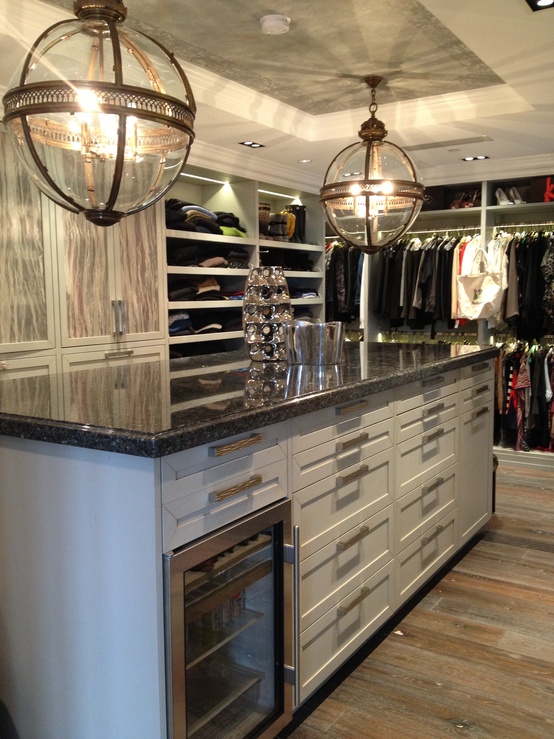 Island with Built-In Wine Fridge and Gold Pulls