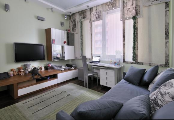White Desk With Three Drawers For Easy Access