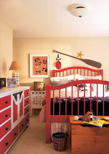 Oar Hung Horizontally Adds A Natural Touch